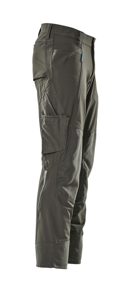17179-311-18_P20_1000pxweb Trousers with kneepad pockets