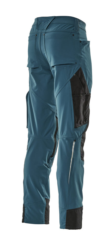 17179-311-44_P16_1000pxweb Trousers with kneepad pockets