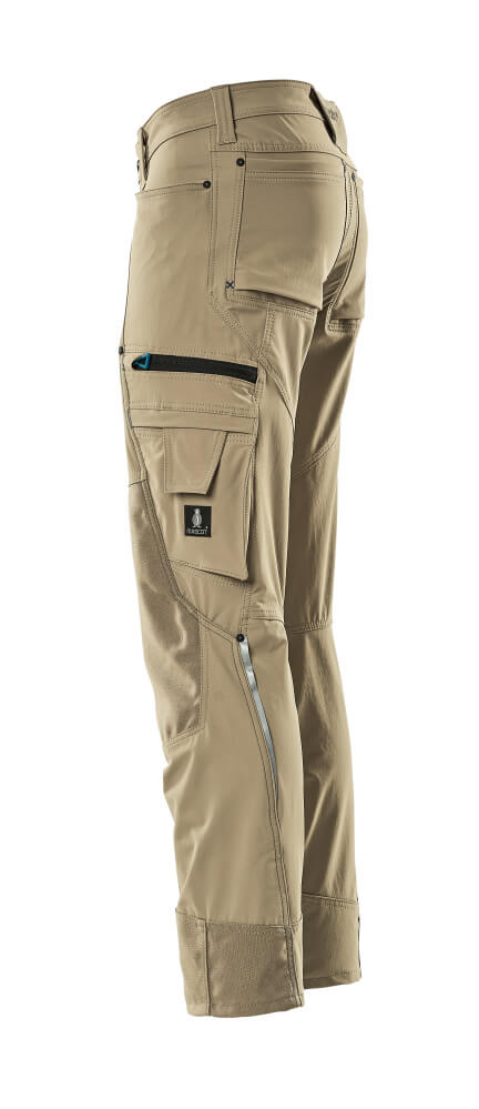 17179-311-55_P08_1000pxweb Trousers with kneepad pockets